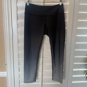 Ombré peloton cropped leggings.